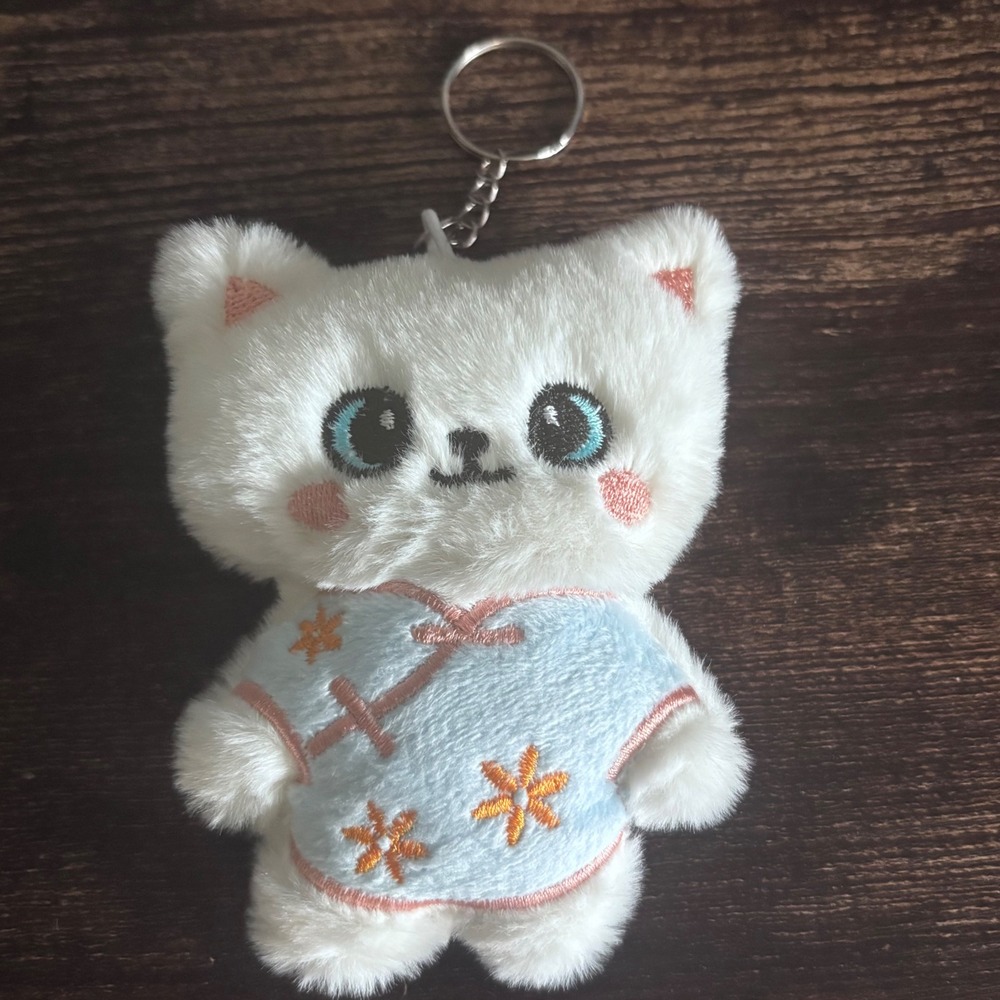 Kawaii Plush White Cat Keychain Blue Floral Outfit Kitten Bag Charm